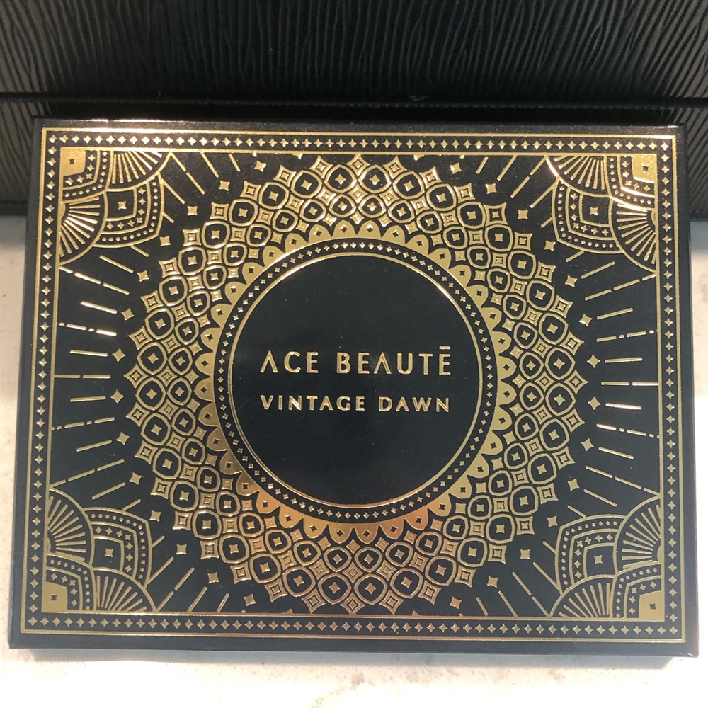 Eyeshadow Palette